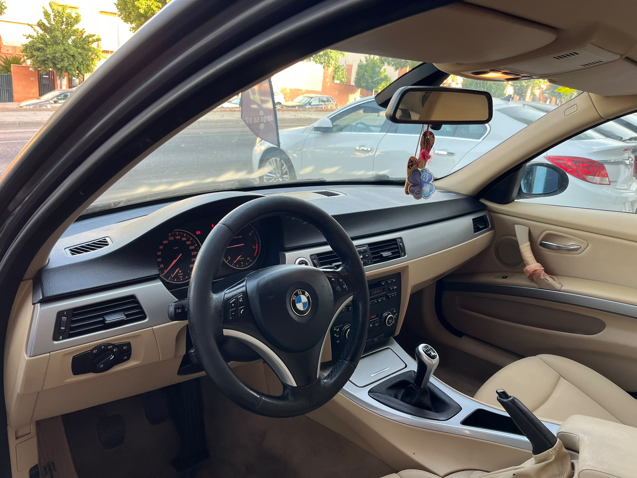 BMW 318D 2.0 143cv año 2008 kilometros 244.000 manual