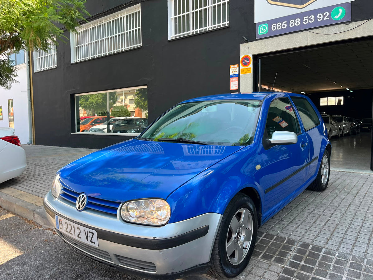Voslkswagen Golf 1.9 Tdi 110cv