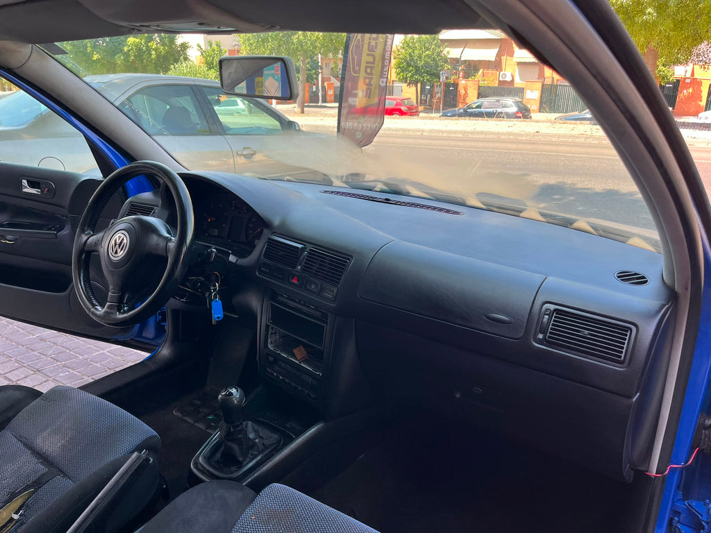 Voslkswagen Golf 1.9 Tdi 110cv