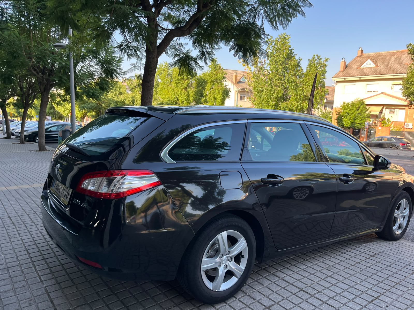 Peugeot 508 SW 2.0 HDI 140CV 6 VELOCIDADES
