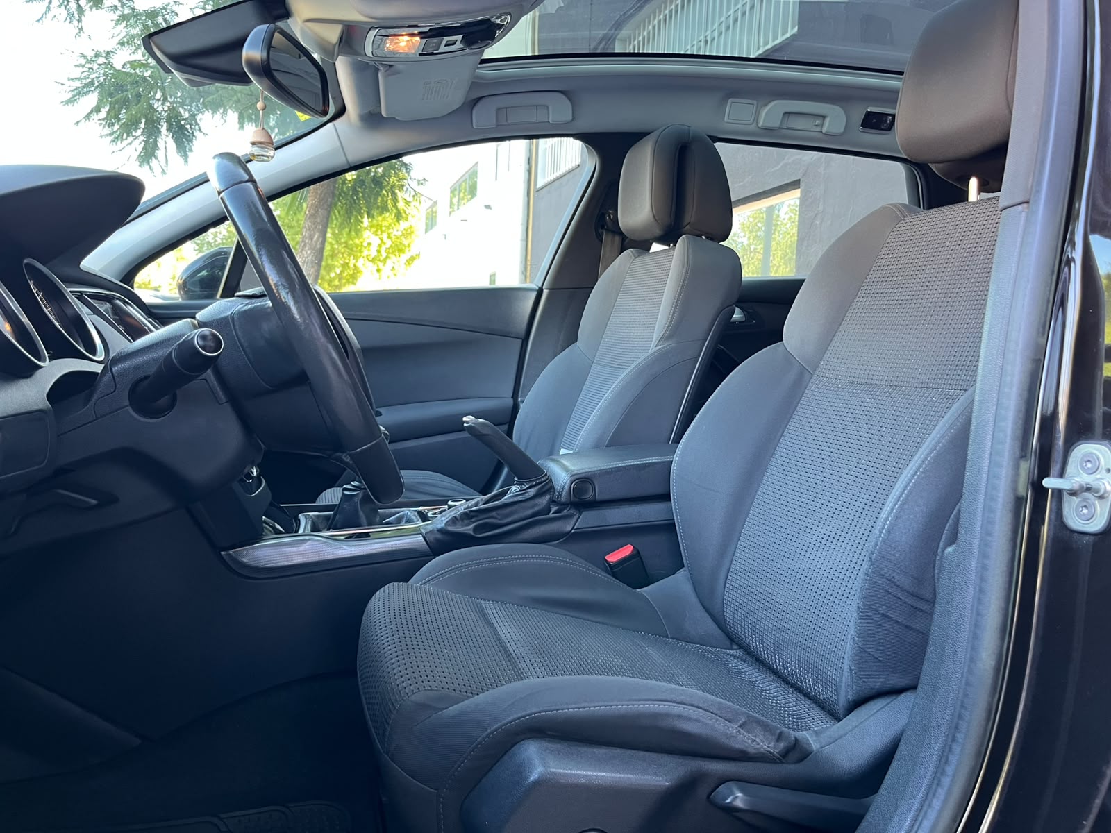 Peugeot 508 SW 2.0 HDI 140CV 6 VELOCIDADES