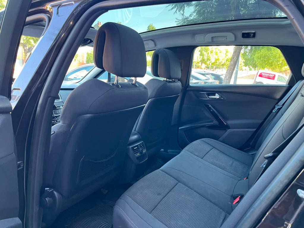 Peugeot 508 SW 2.0 HDI 140CV 6 VELOCIDADES