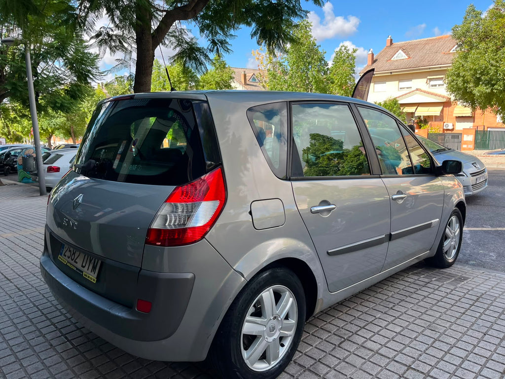 Renault Sceni 1.9 dci 130 cv 6 velocidades
