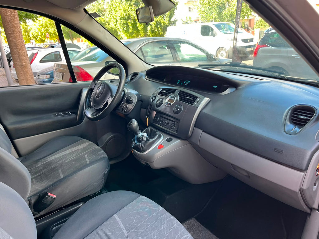 Renault Sceni 1.9 dci 130 cv 6 velocidades