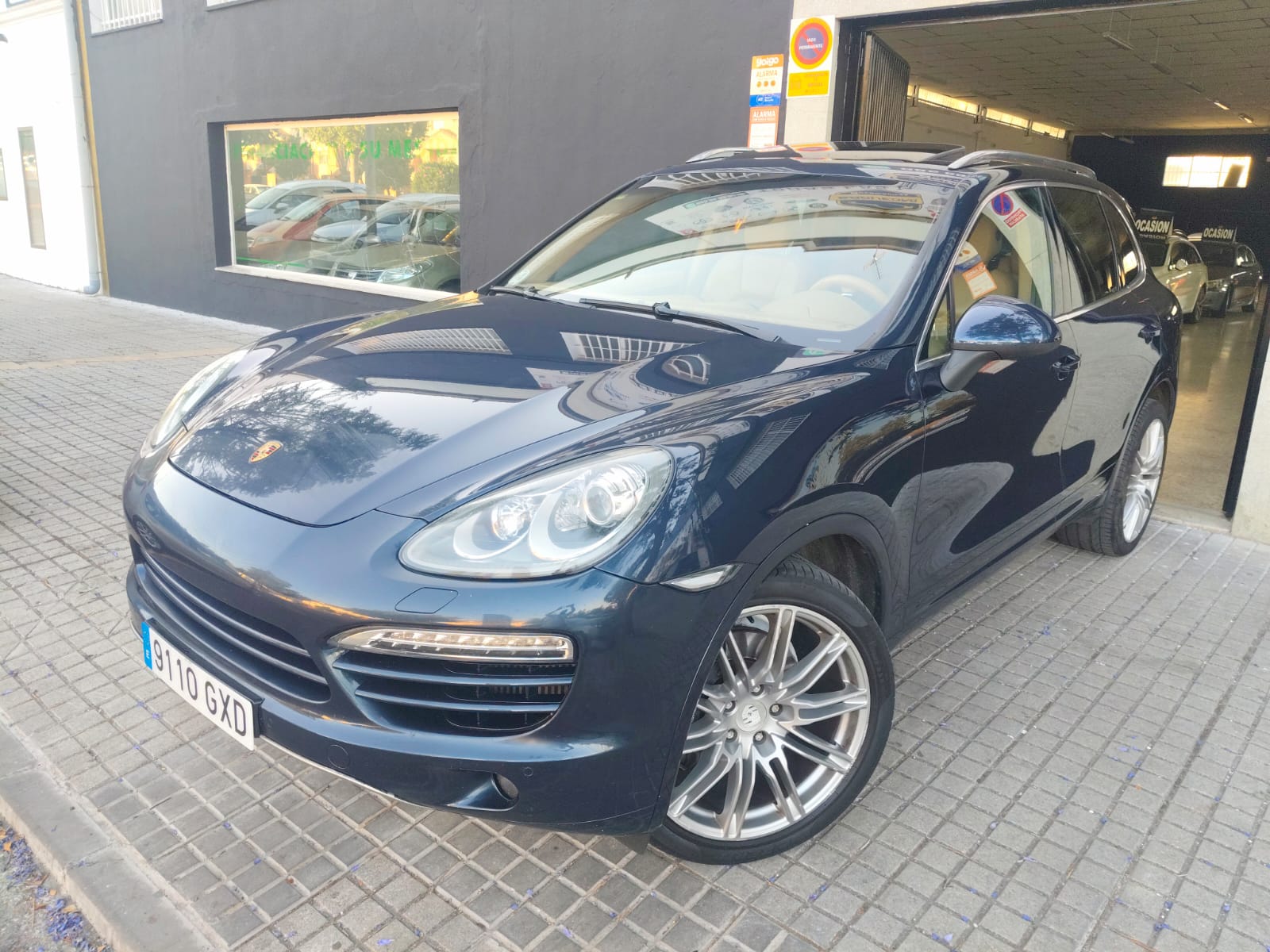 Porsche Cayanne 3.0 TD 240 CV 8 Vlocidades 229.000 kilometros Año 2010