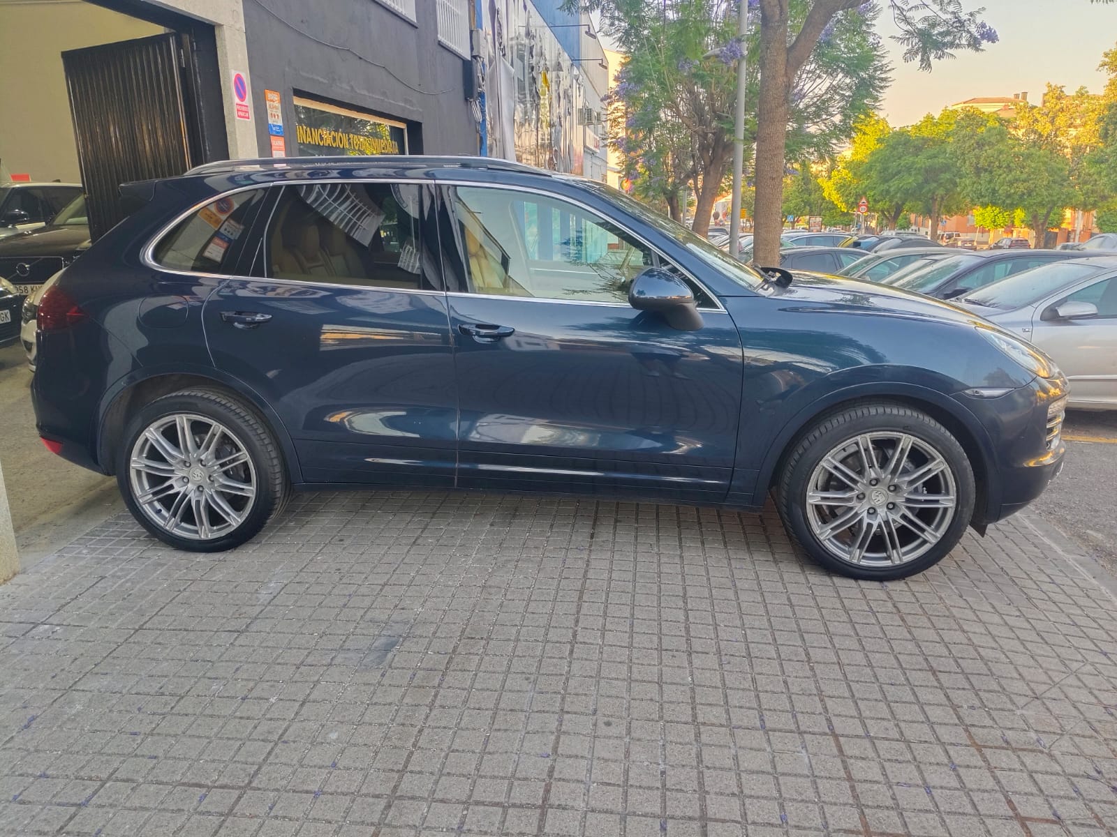 Porsche Cayanne 3.0 TD 240 CV 8 Vlocidades 229.000 kilometros Año 2010