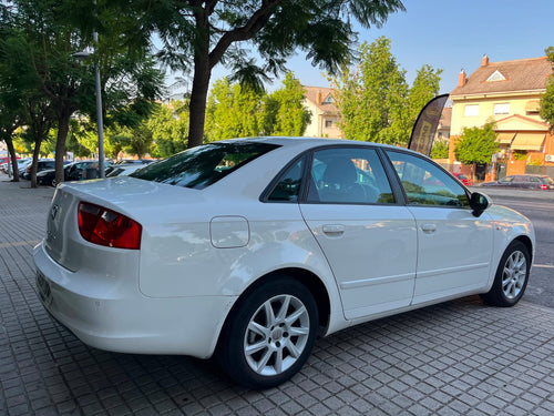 Seat exeo  2.0 TDI 143CV 344.000 KILOMETROS AÑO 2013