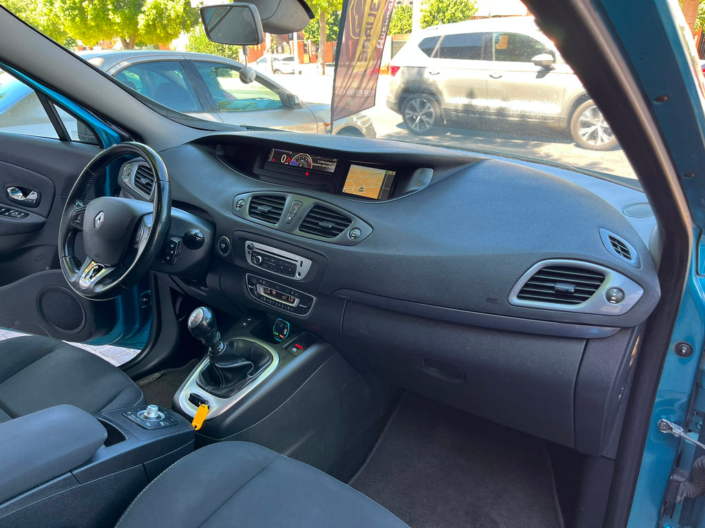 renault Gran Sceni 1.6 DCI   131 CV  6 VELOCIDADES
