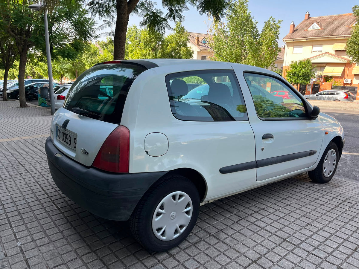 renault clio 1.2 gasolina
