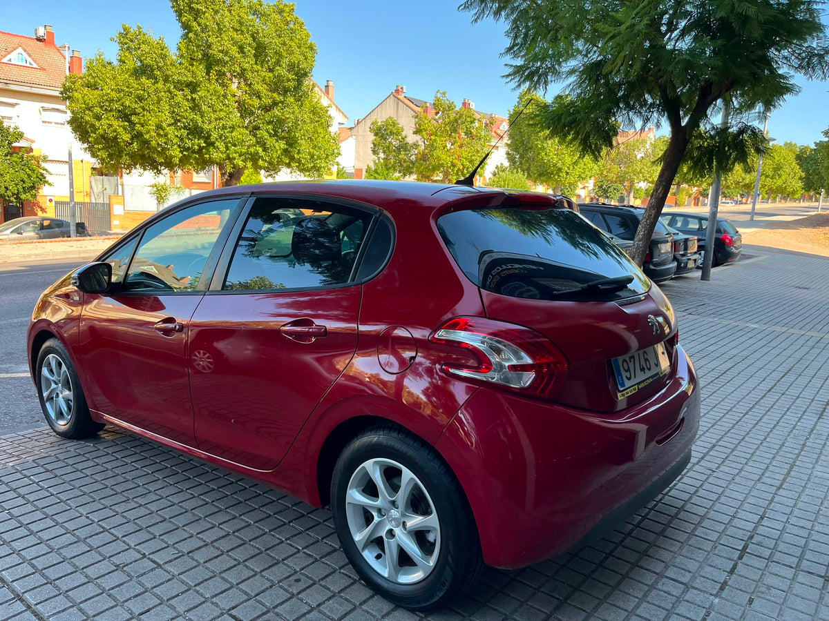 Peugeot 208 año 2015
