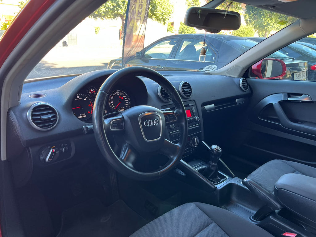 Audi A3 1.6 Tdi 105 cv Año 2012