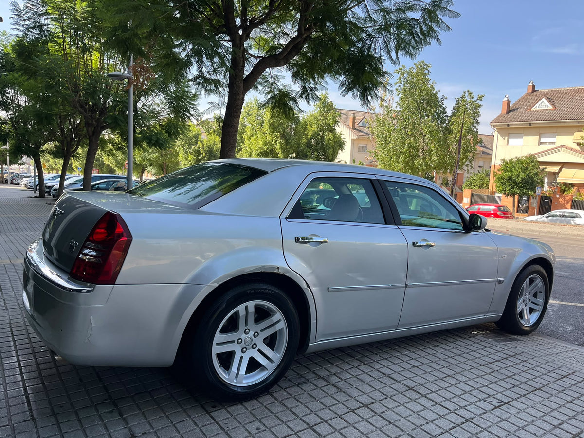 CHRYSLER 300C