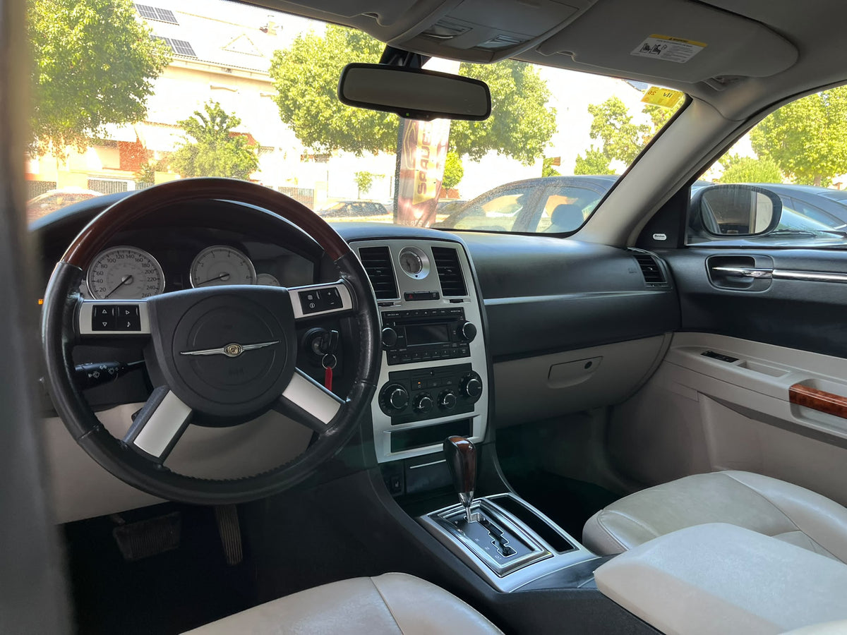 CHRYSLER 300C