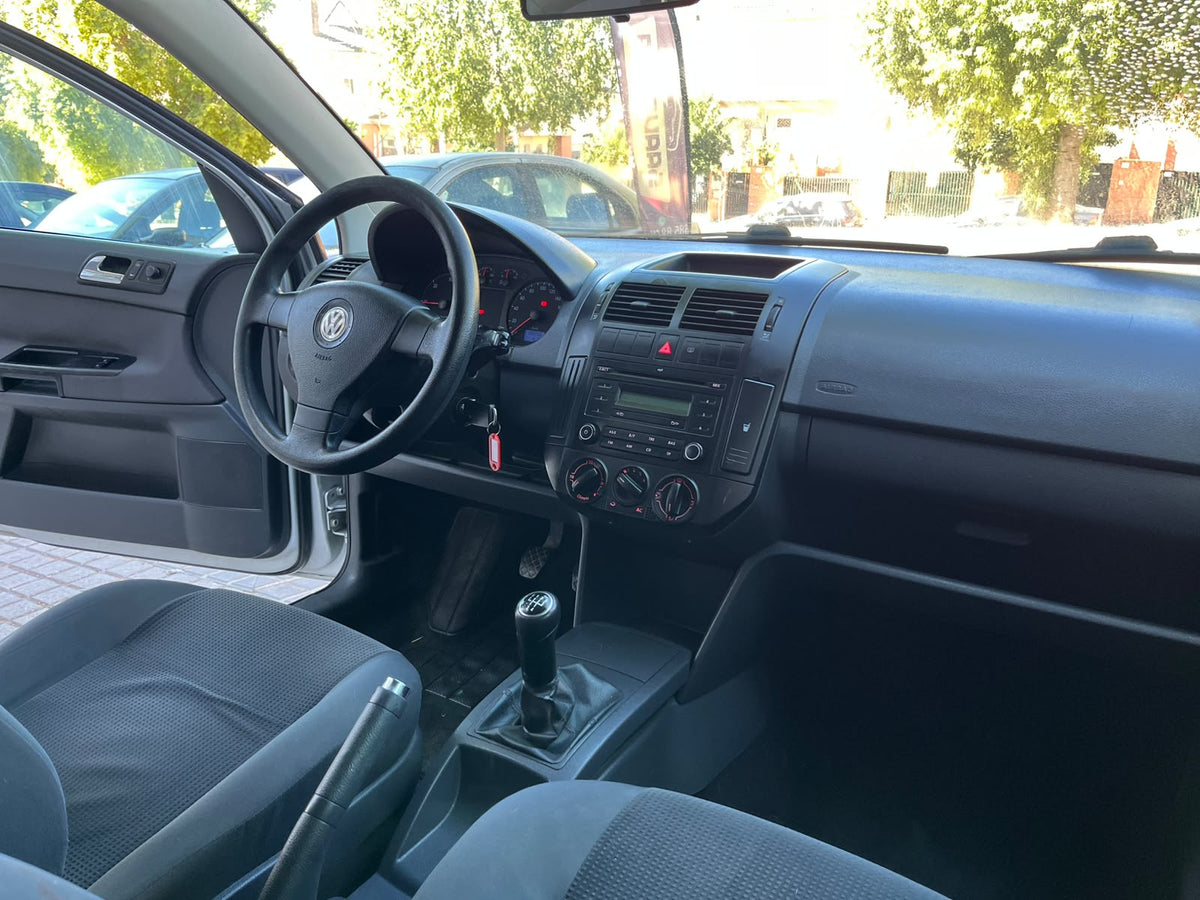 Volkswagen  polo