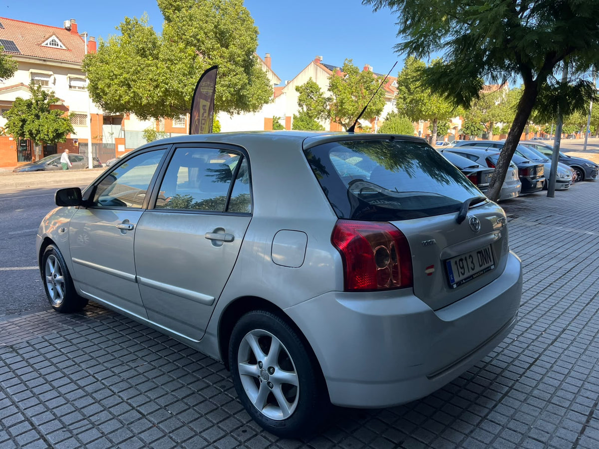 Toyota Corolla d4